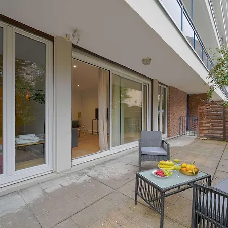 Large Familial Ideal Apartment Issy-les-Moulineaux
