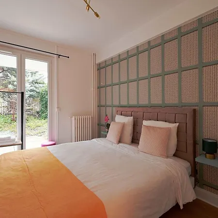 Large Familial Ideal Issy-les-Moulineaux