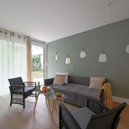 Large Familial Ideal Apartment Issy-les-Moulineaux